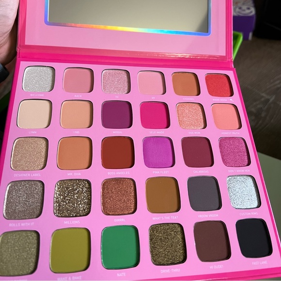 Morphe X Jeffree Star Artistry Palette - Picture 2 of 3